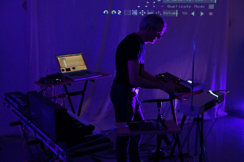 Days of Delay live at "Gliese 581d - Habitable Zones" Exhibition, Frappant Gallery, Hamburg